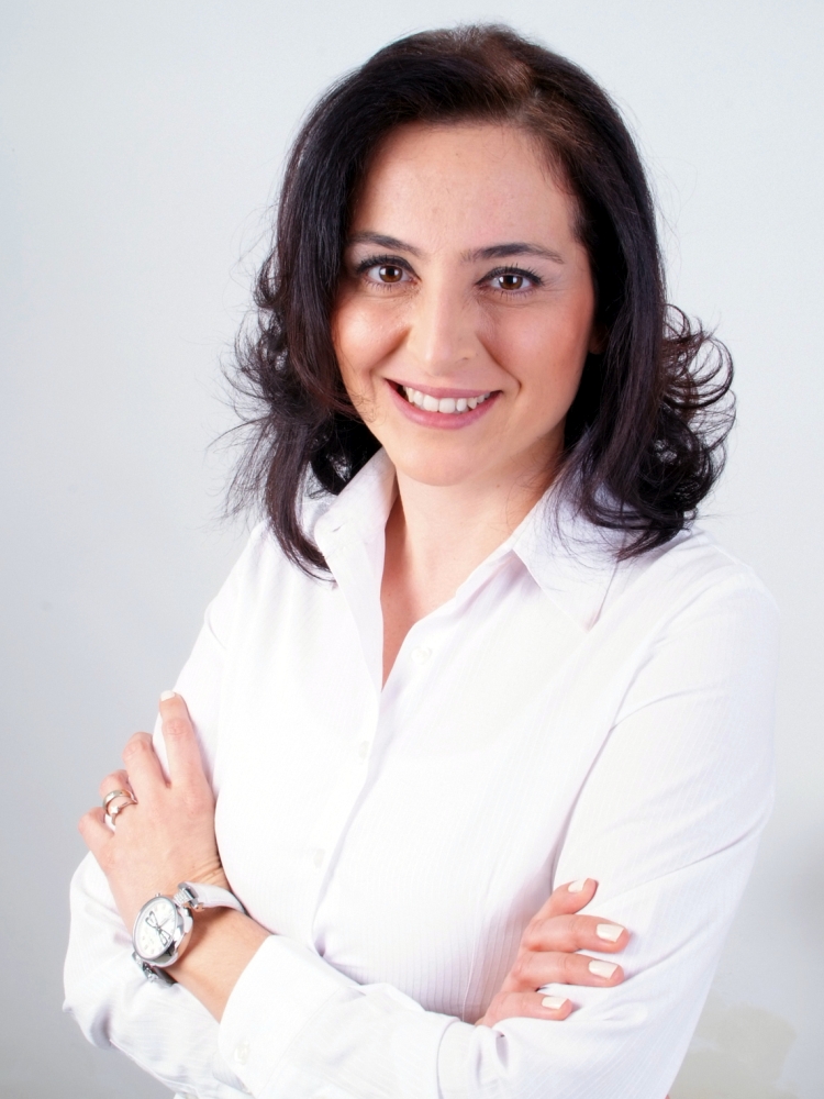 Dr. Esma Burçak Zengin